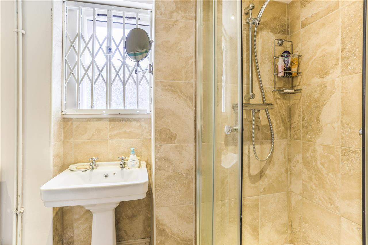 4 bed end of terrace house for sale in Hugo Road 14