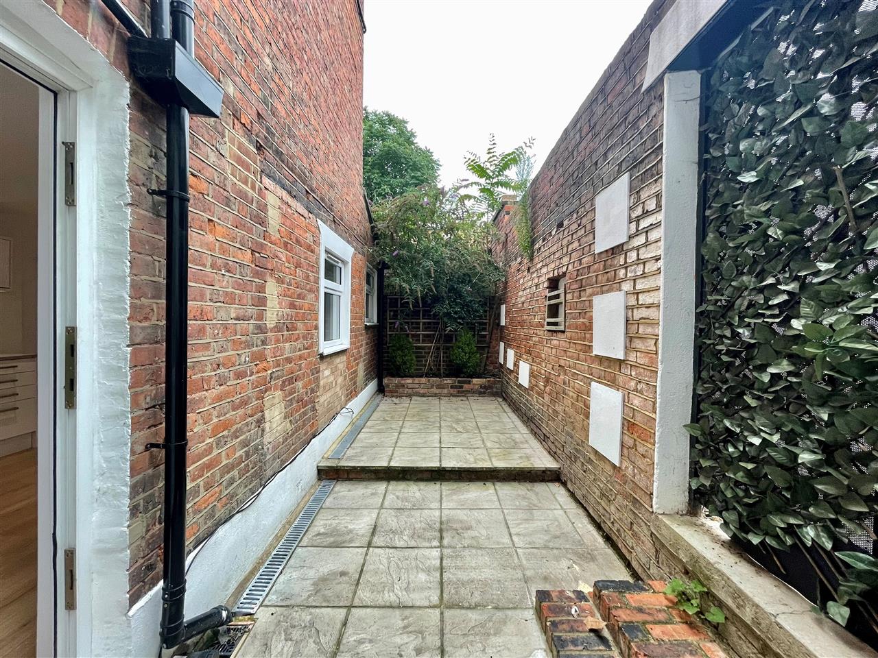 1 bed flat to rent in Fortess Road 1