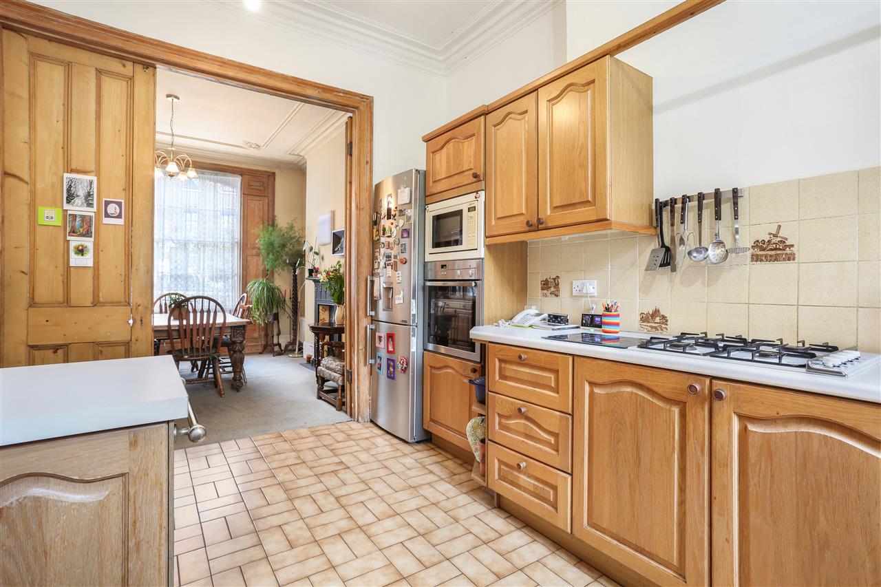 4 bed maisonette for sale in Fortess Road  - Property Image 5