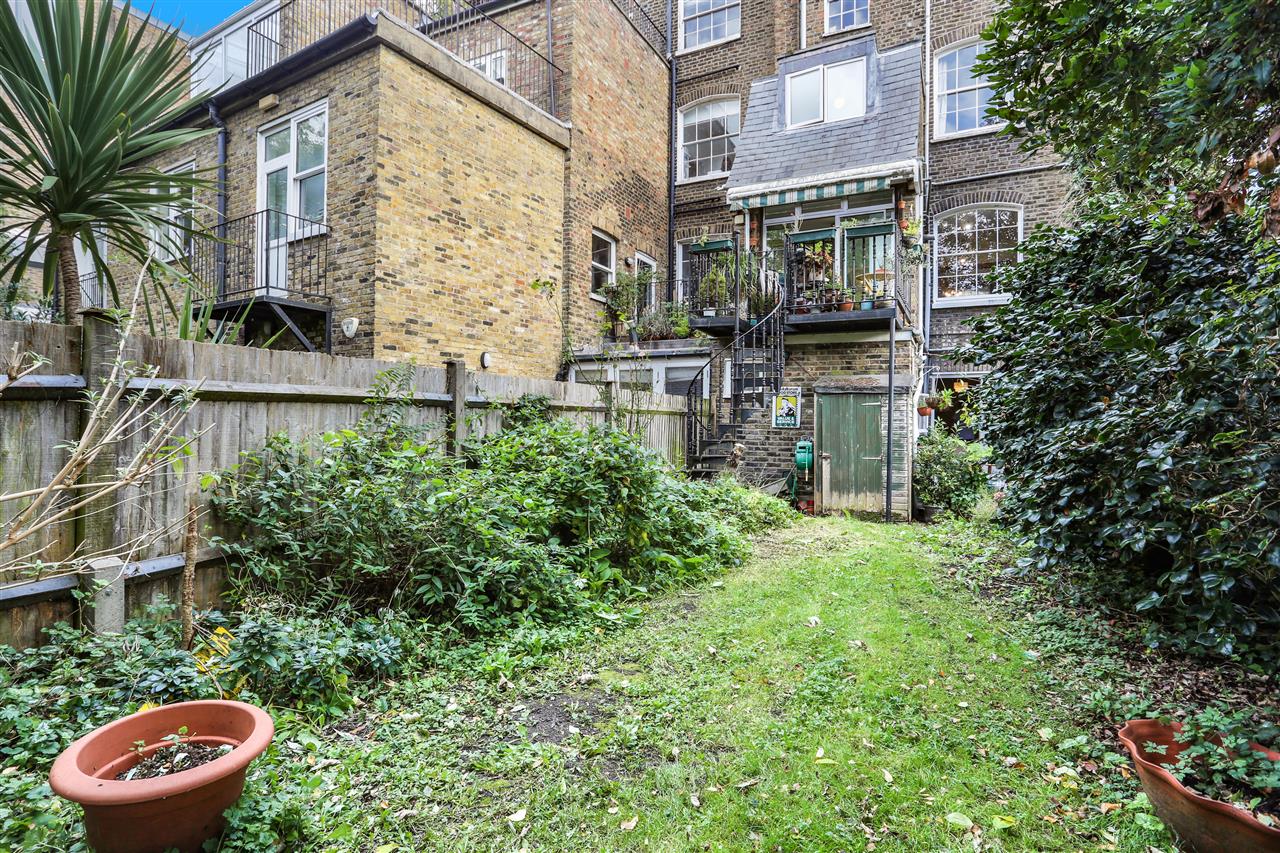 4 bed maisonette for sale in Fortess Road  - Property Image 6