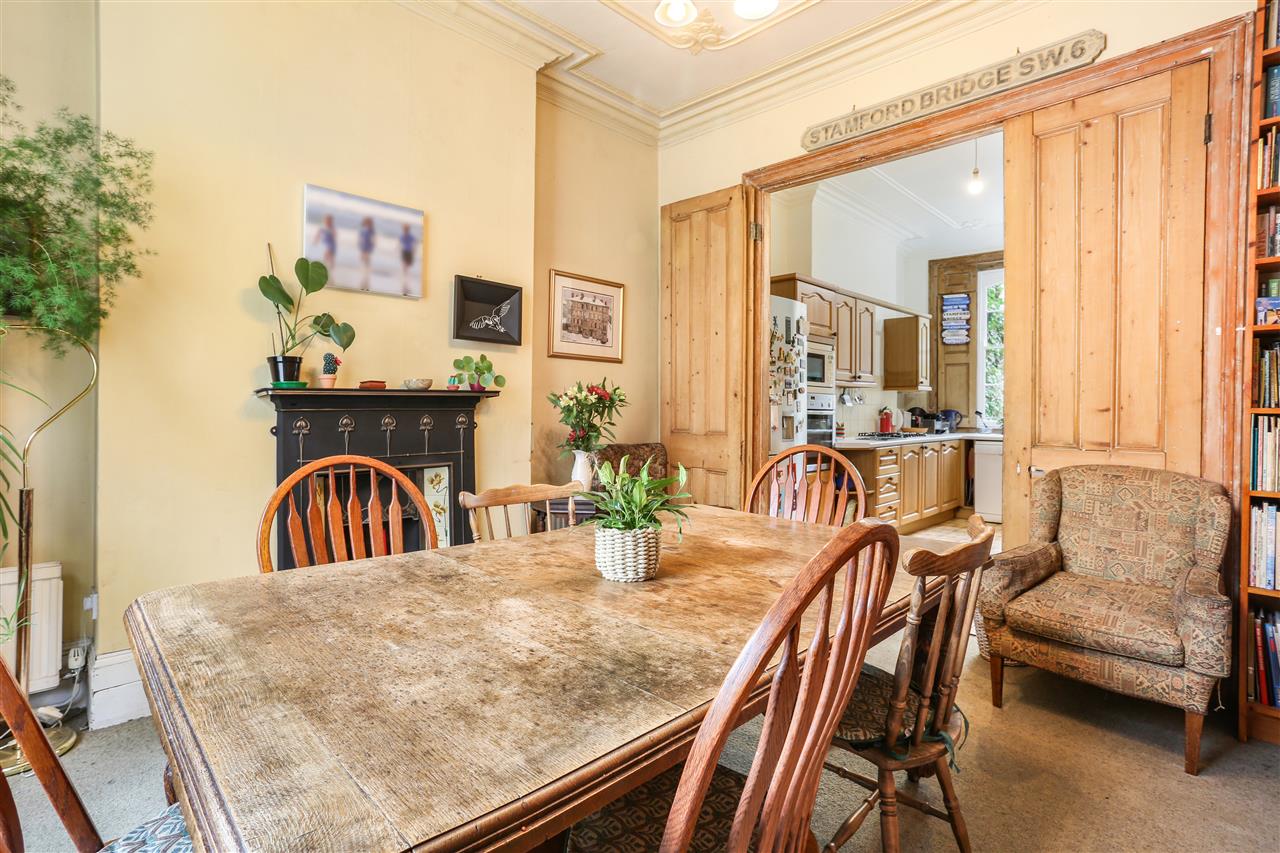 4 bed maisonette for sale in Fortess Road 7