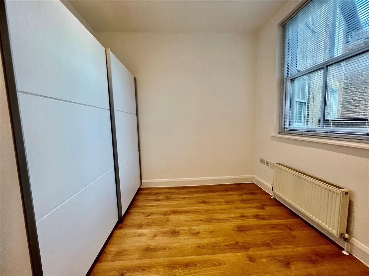 2 bed flat to rent in Lady Margaret Road 5