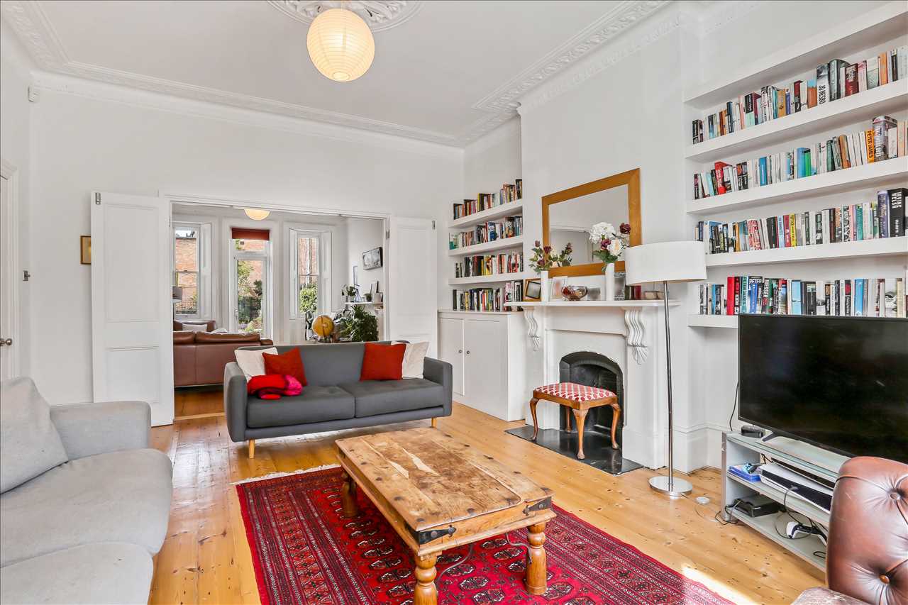 5 bed terraced house for sale in Mercers Road 3