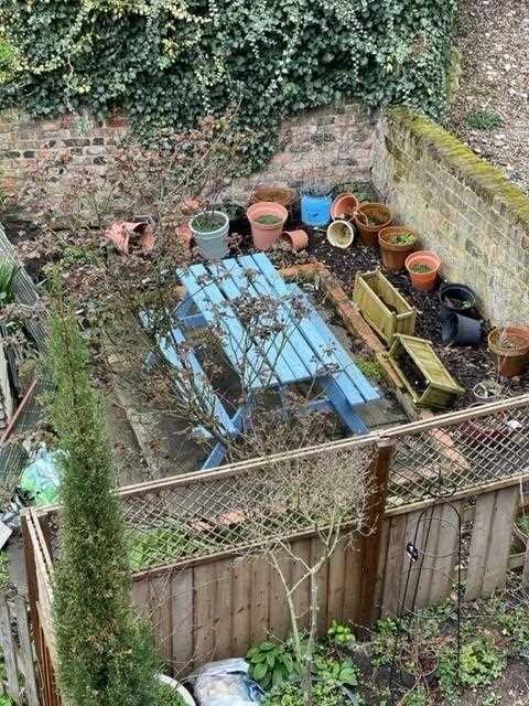 2 bed flat to rent in Warrender Road 12