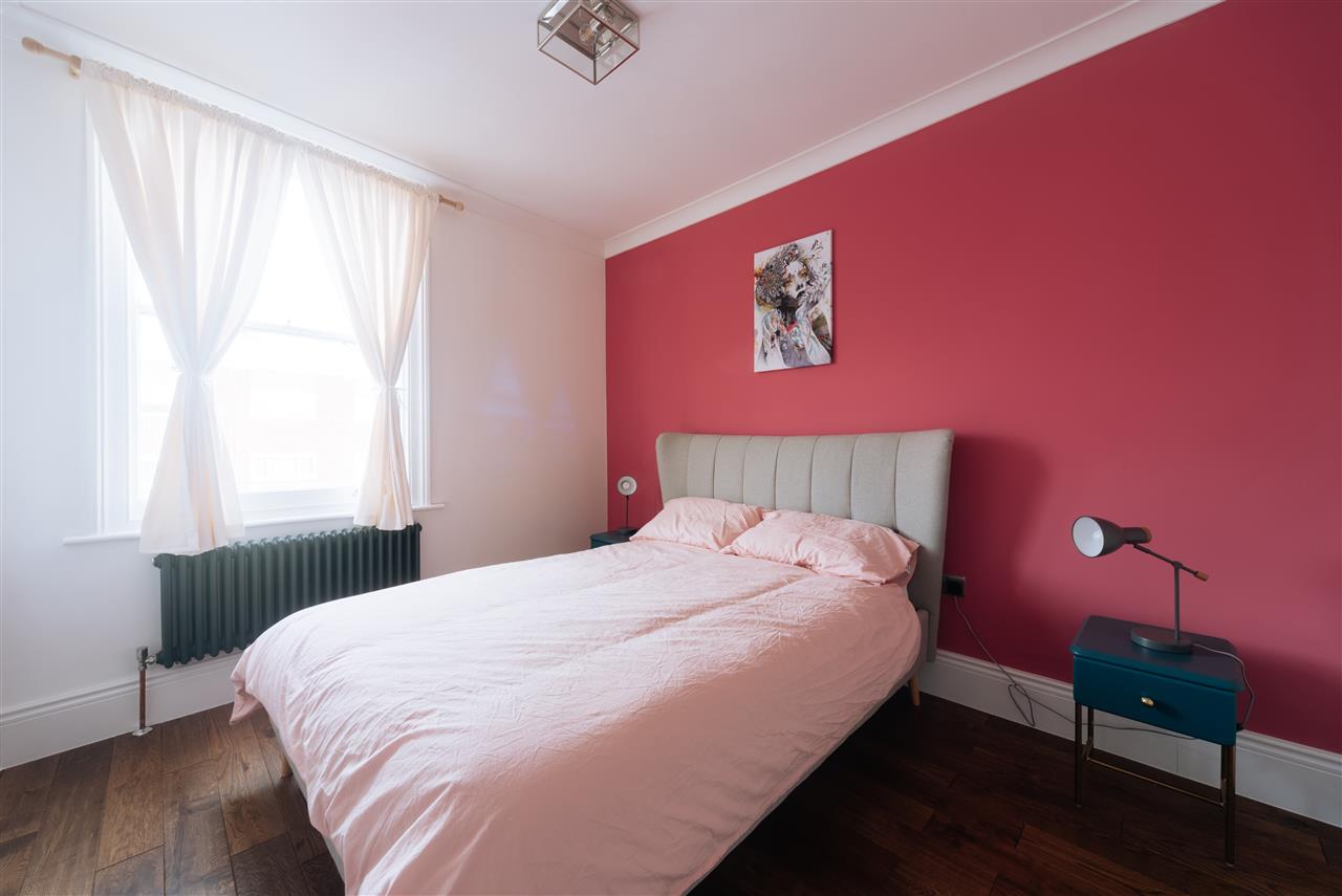 1 bed flat to rent in Tufnell Park Road  - Property Image 3