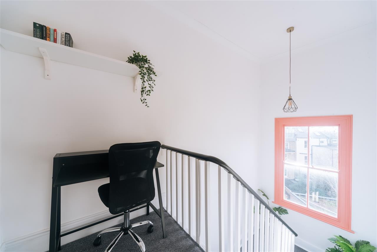 1 bed flat to rent in Tufnell Park Road  - Property Image 6