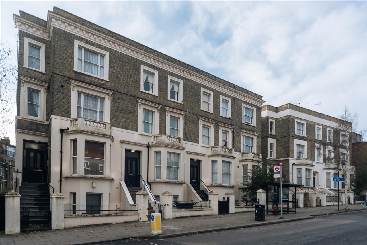 1 bed flat to rent in Tufnell Park Road  - Property Image 14