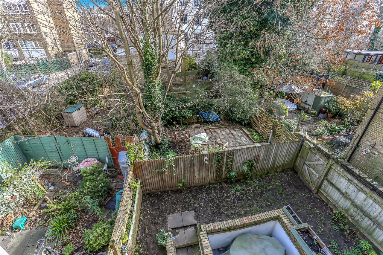 1 bed flat for sale in Brecknock Road  - Property Image 11