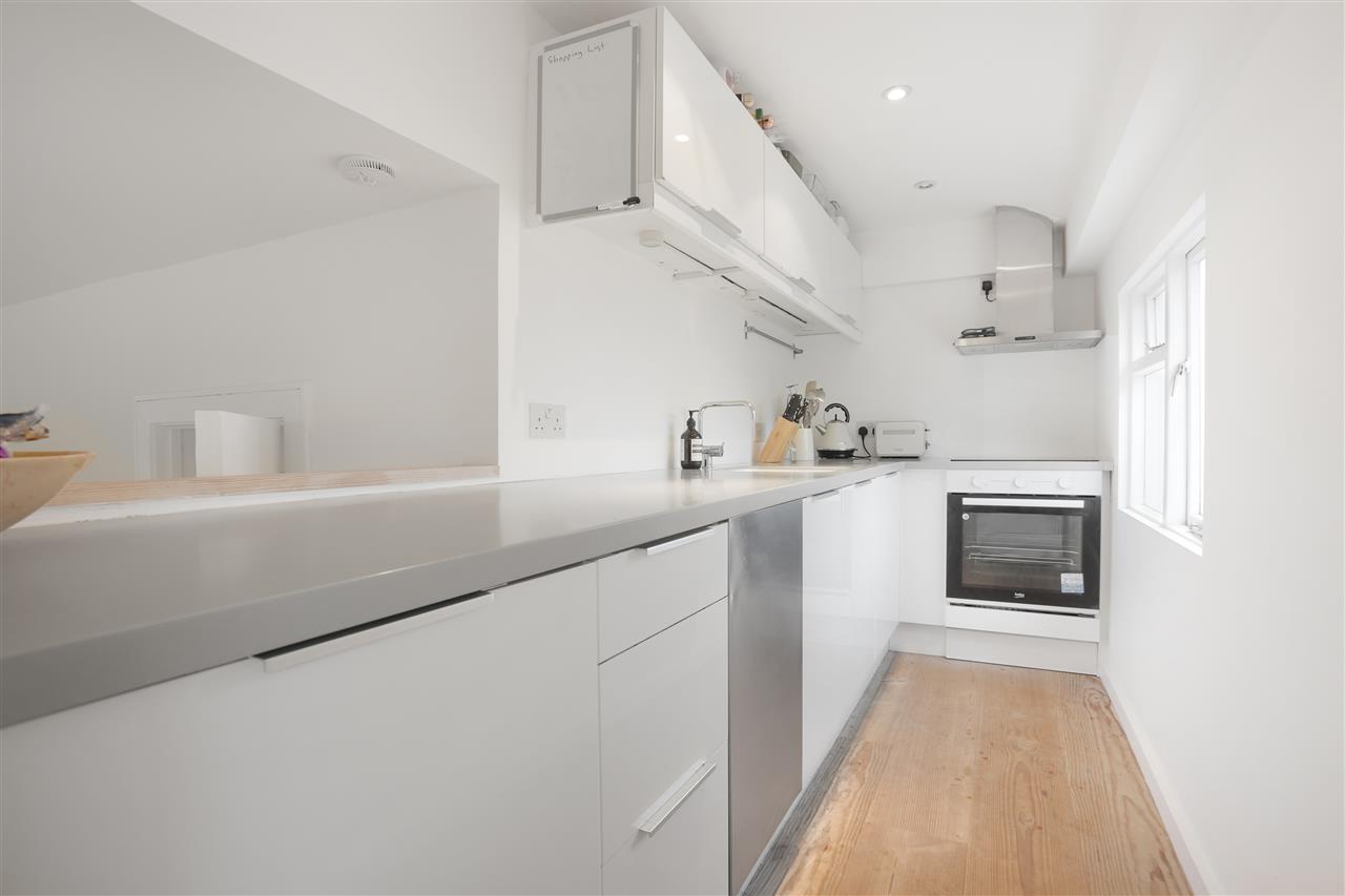 2 bed flat for sale in Lady Margaret Road 2