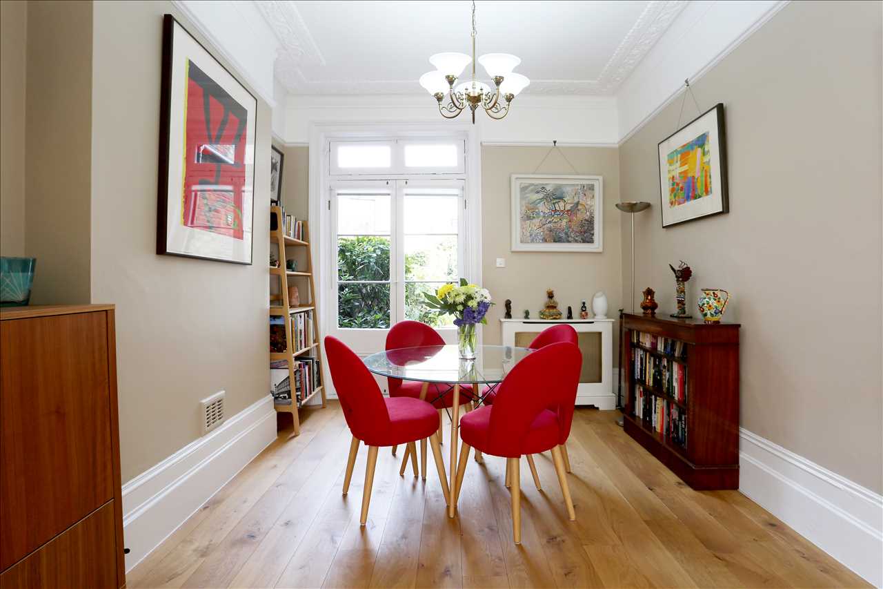 4 bed terraced house for sale in Beversbrook Road  - Property Image 6