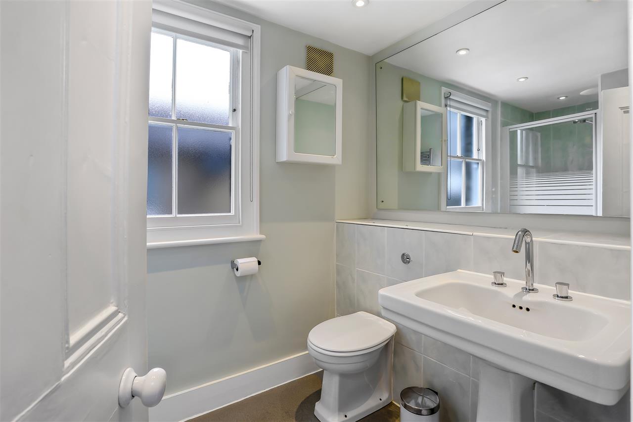 4 bed terraced house for sale in Beversbrook Road  - Property Image 13