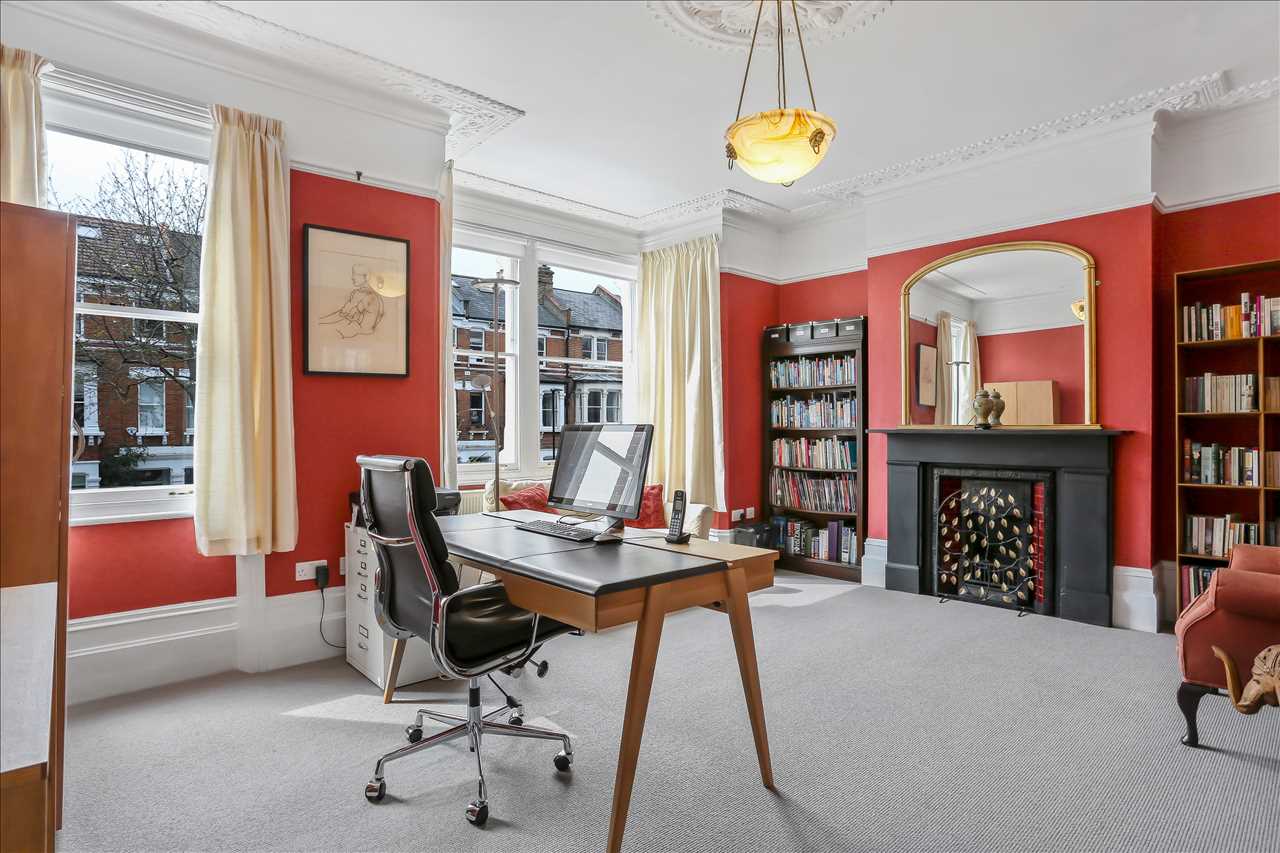 4 bed terraced house for sale in Beversbrook Road 15