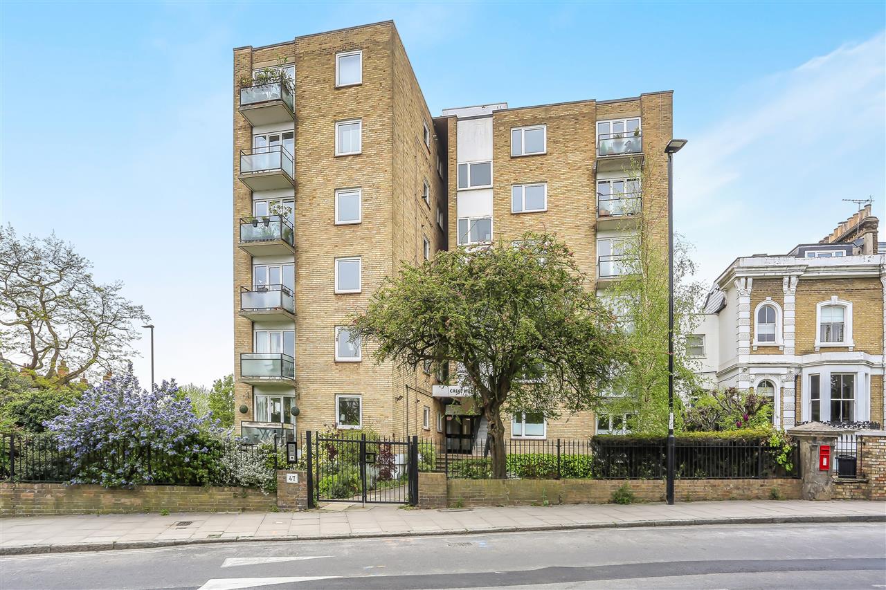 2 bed flat for sale in Dartmouth Park Hill 2