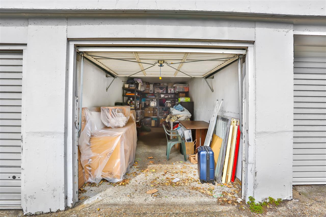 2 bed flat for sale in Dartmouth Park Hill  - Property Image 5