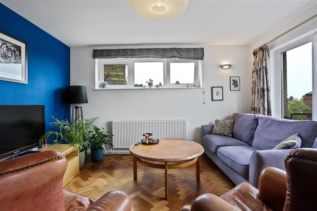 2 bed flat for sale in Dartmouth Park Hill  - Property Image 6