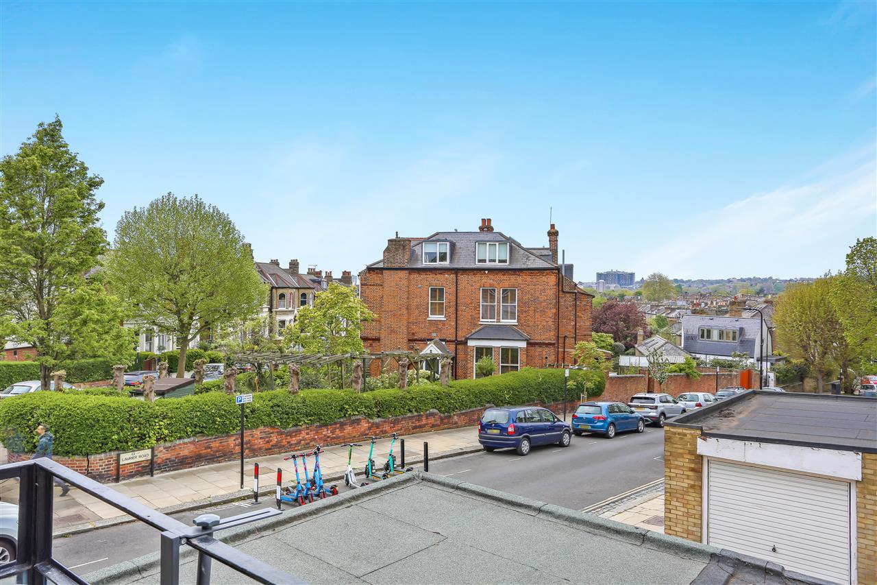 2 bed flat for sale in Dartmouth Park Hill 6