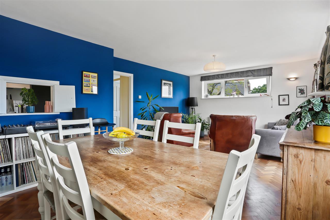 2 bed flat for sale in Dartmouth Park Hill 11