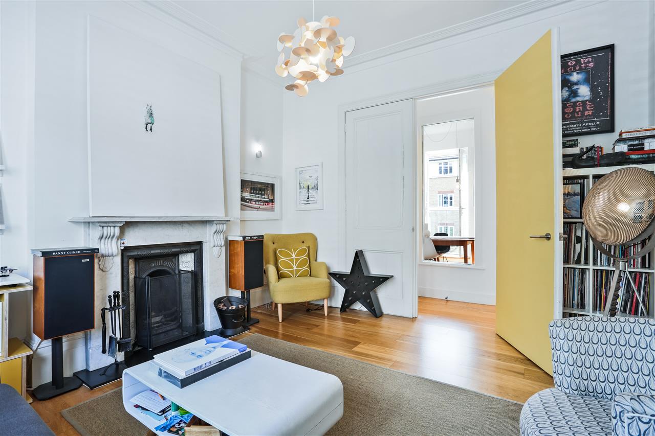 3 bed maisonette for sale in Monnery Road  - Property Image 17