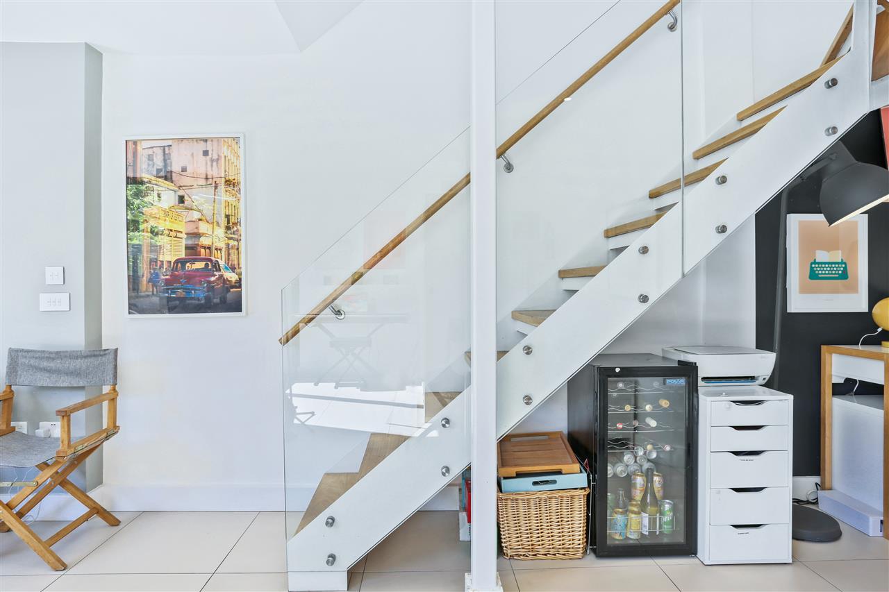 3 bed maisonette for sale in Monnery Road 25