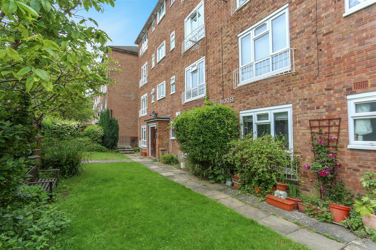 1 bed flat for sale 1