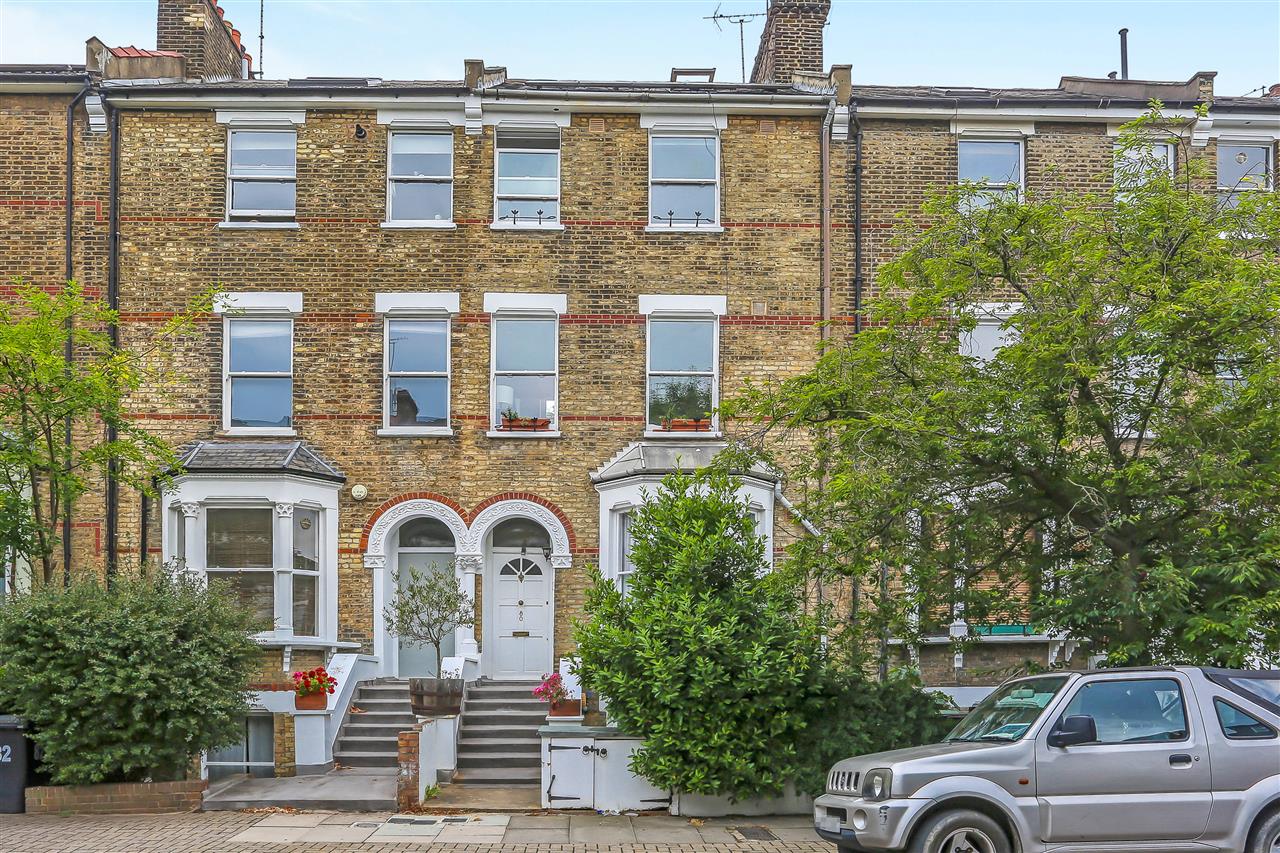 3 bed flat to rent in Huddleston Road  - Property Image 14