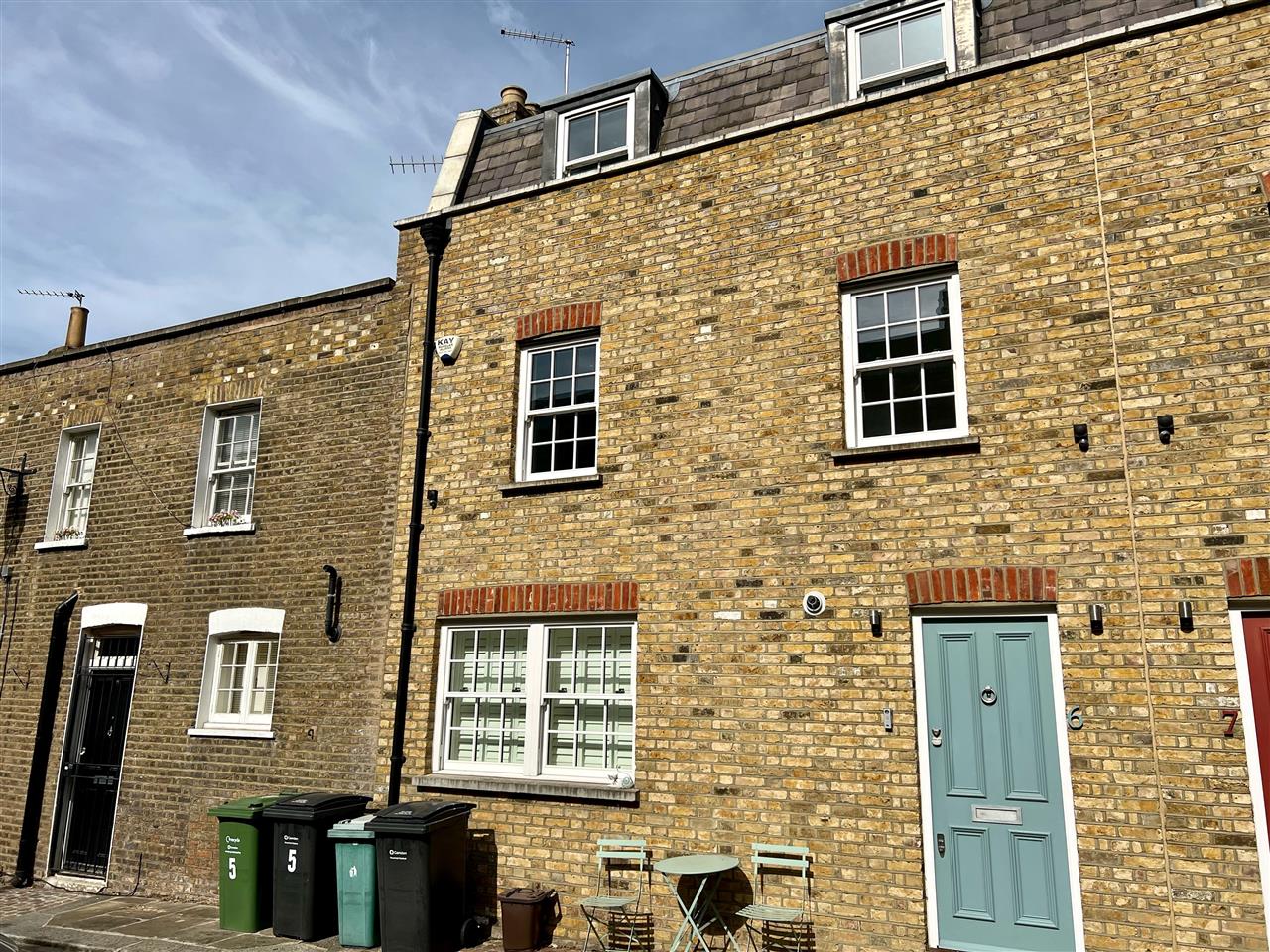 2 bed mews house to rent in Railey Mews  - Property Image 14