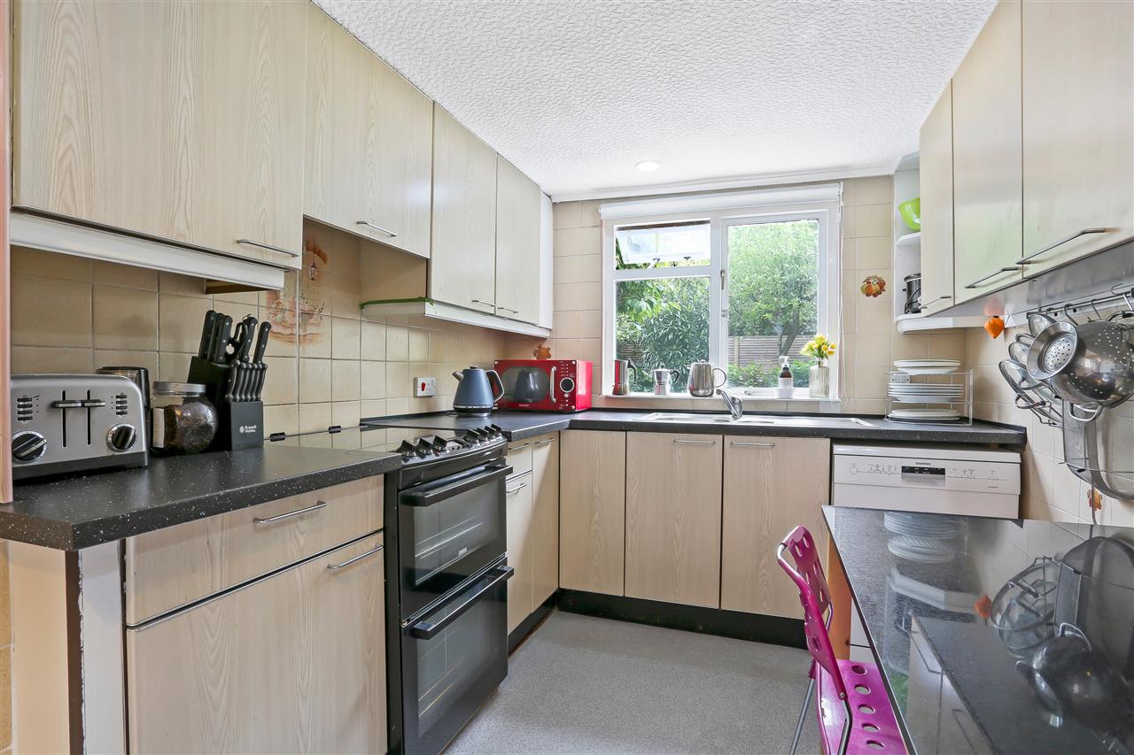 5 bed terraced house for sale in Mercers Road 18