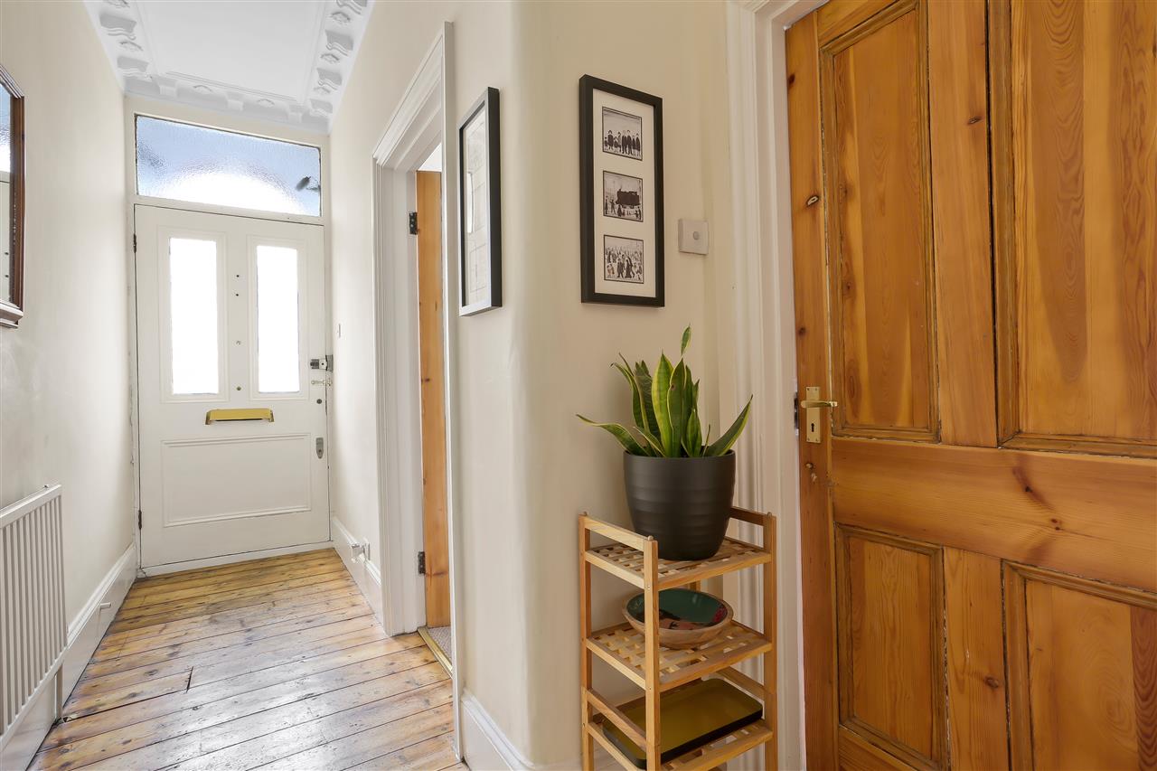 5 bed terraced house for sale in Mercers Road 21