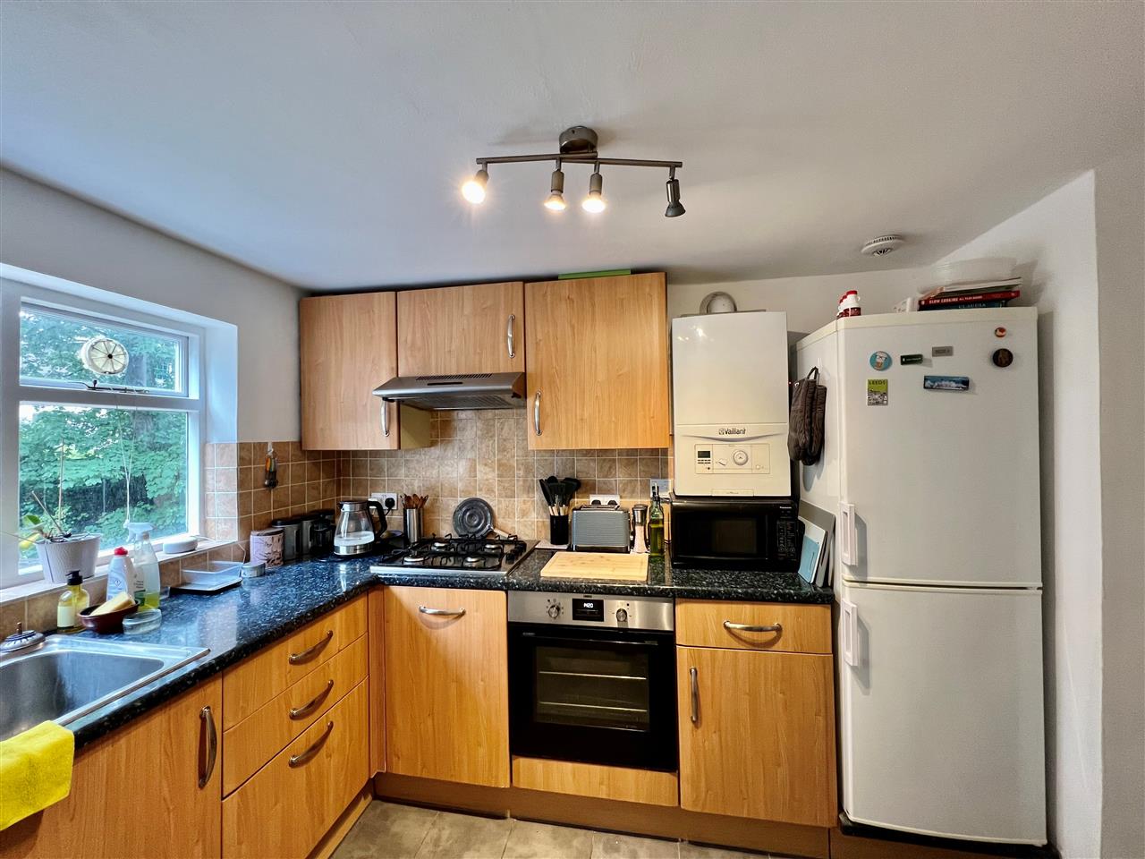 1 bed flat to rent in Gaisford Street  - Property Image 6