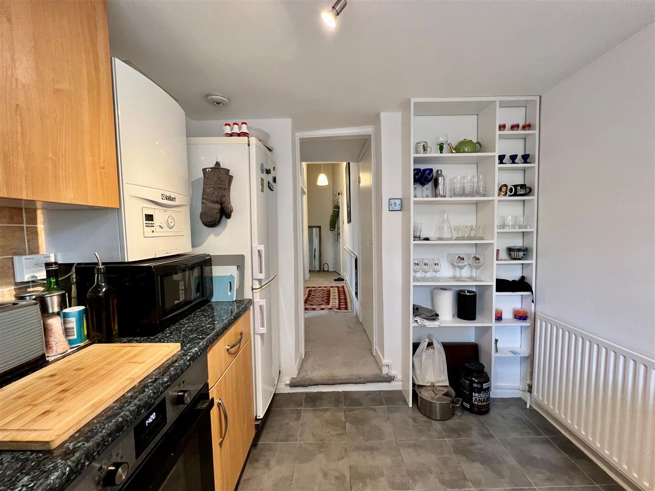 1 bed flat to rent in Gaisford Street 7