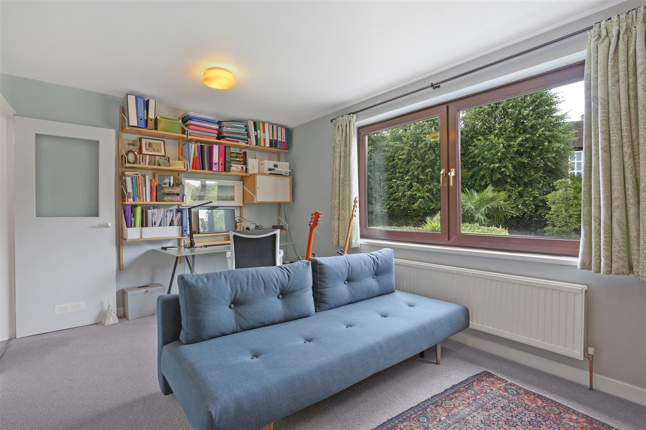 4 bed terraced house for sale in Trecastle Way 21