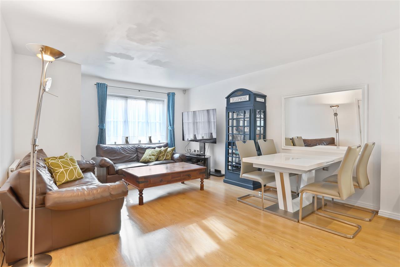 3 bed terraced house for sale in Old Forge Road  - Property Image 4