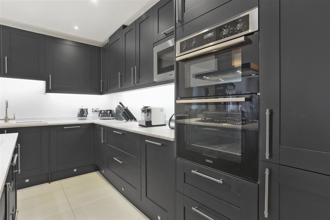 3 bed terraced house for sale in Old Forge Road  - Property Image 14