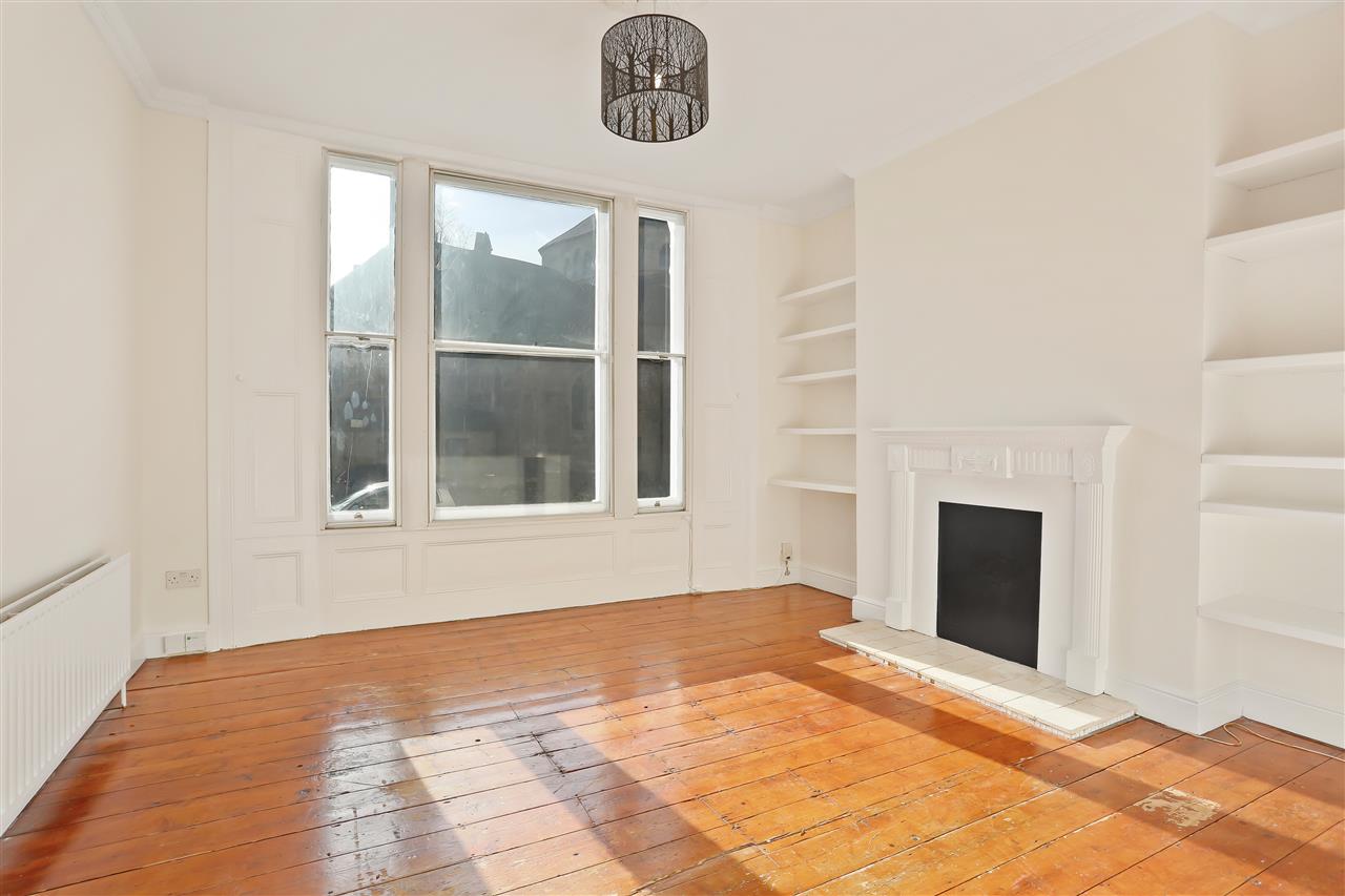 1 bed flat for sale in Tufnell Park Road  - Property Image 8