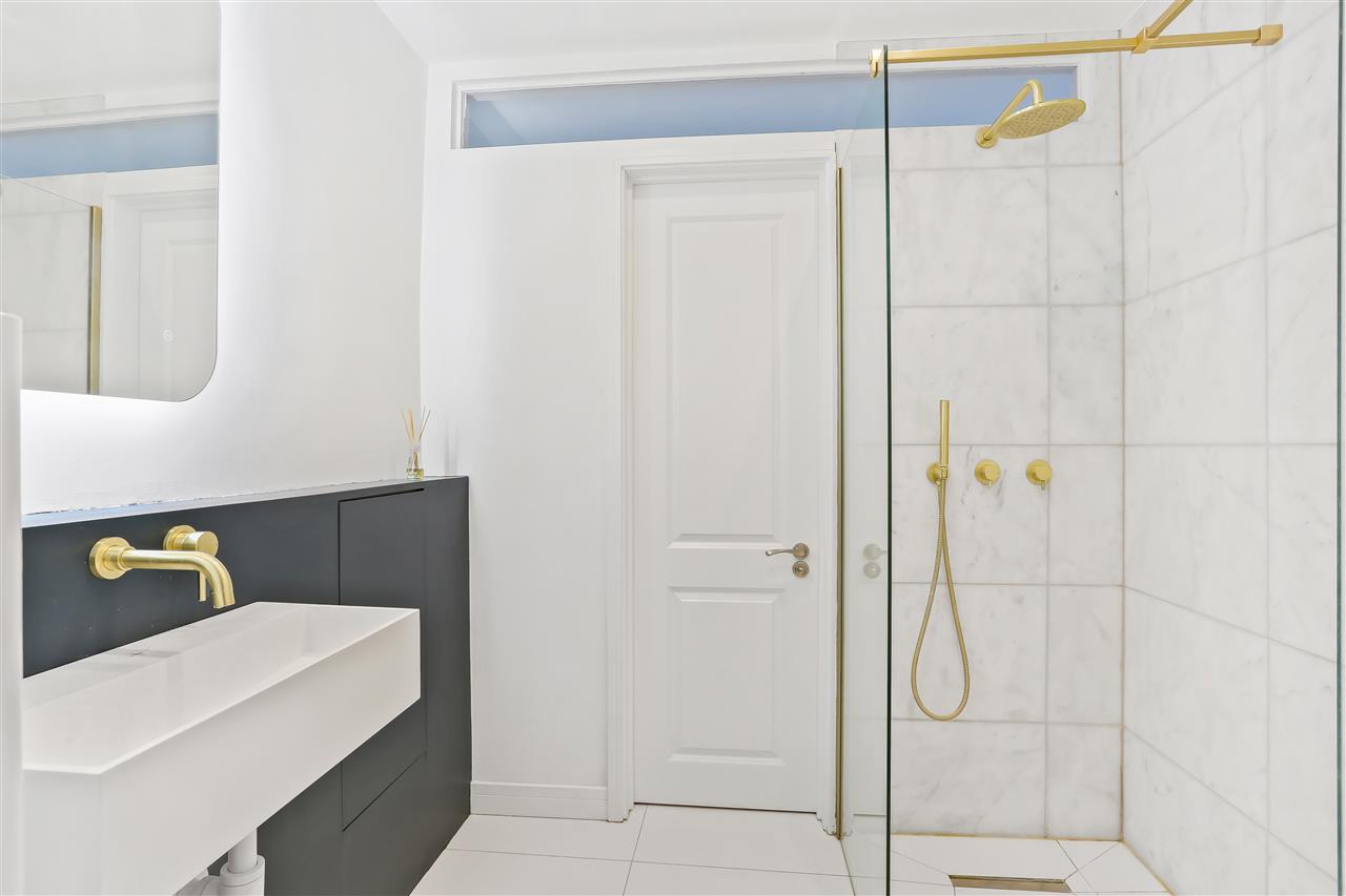 4 bed terraced house for sale in Trecastle Way 5