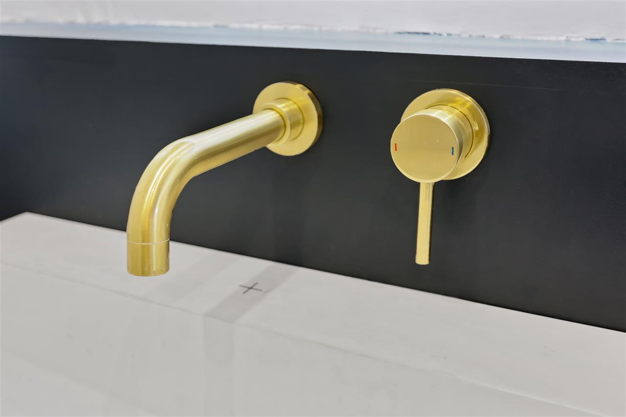 4 bed terraced house for sale in Trecastle Way 15