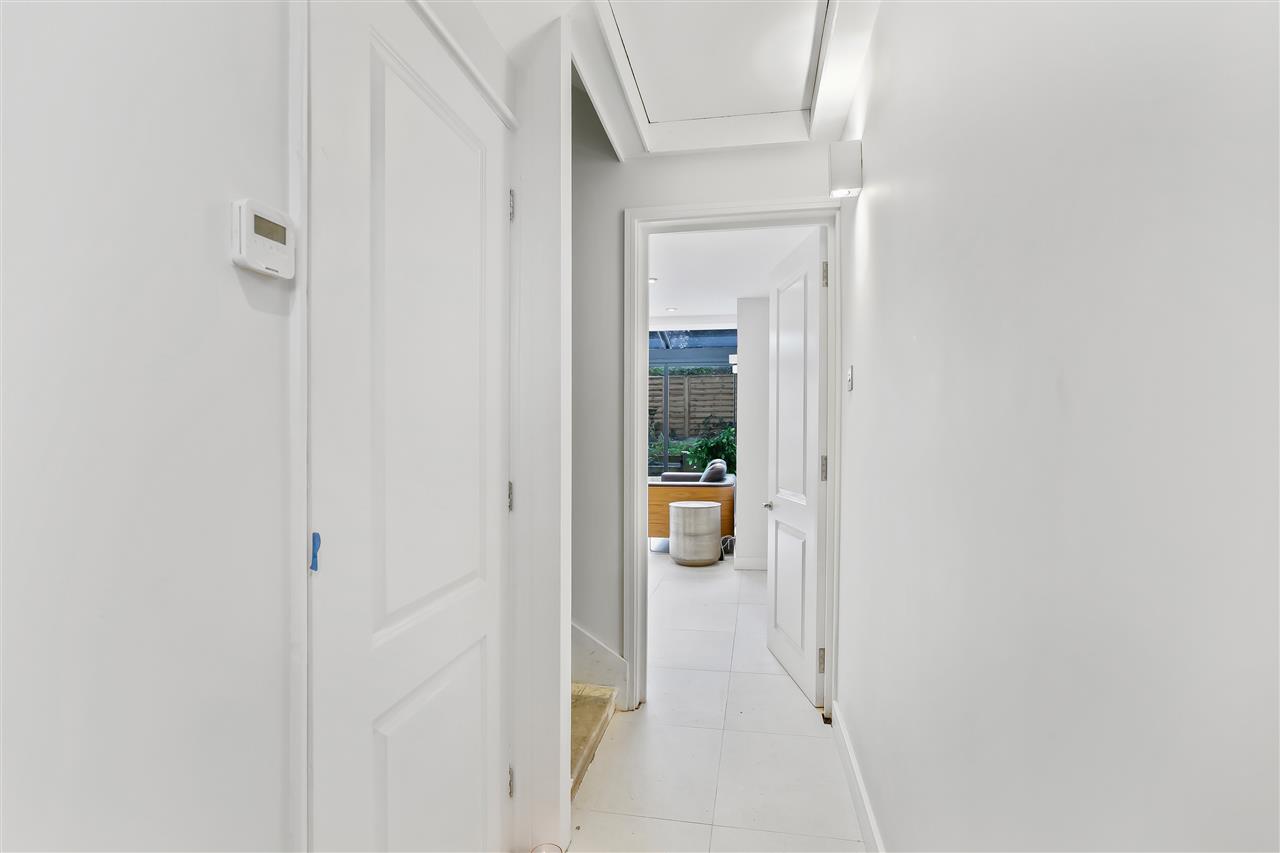 4 bed terraced house for sale in Trecastle Way 18