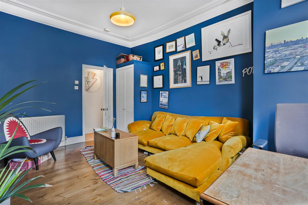 2 bed flat for sale in Burghley Road 3