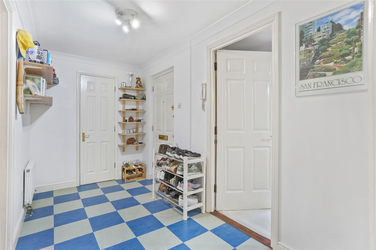 1 bed flat for sale in Goddard Place 12