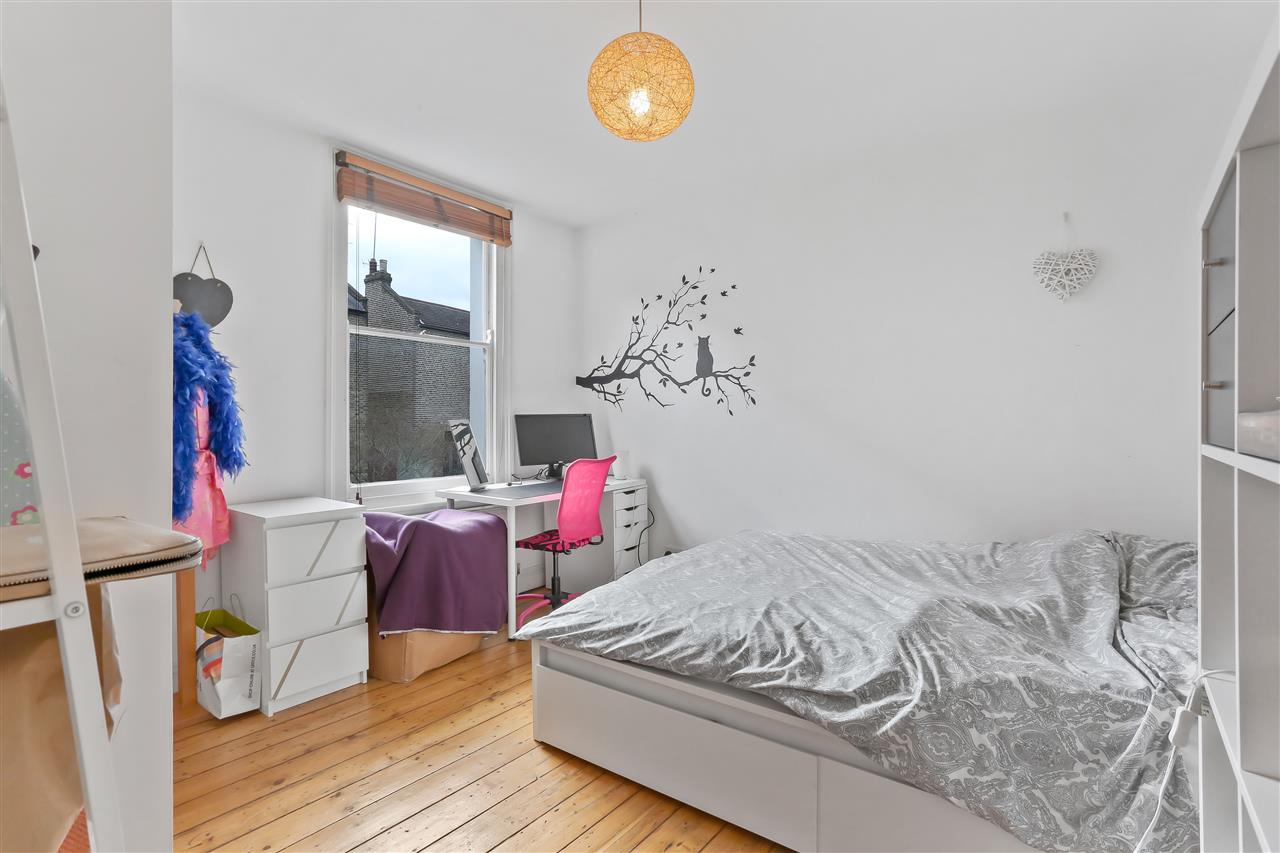 4 bed flat for sale in Corinne Road  - Property Image 20