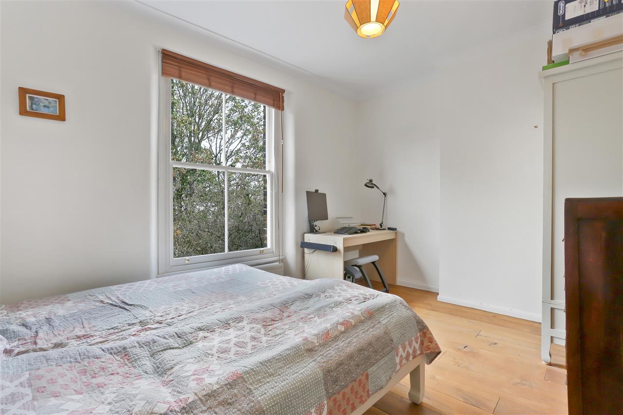 2 bed flat to rent in Dartmouth Park Hill  - Property Image 5