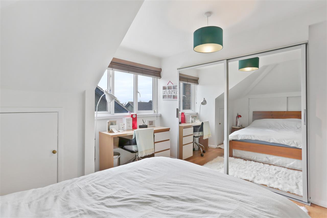 2 bed flat to rent in Dartmouth Park Hill  - Property Image 9