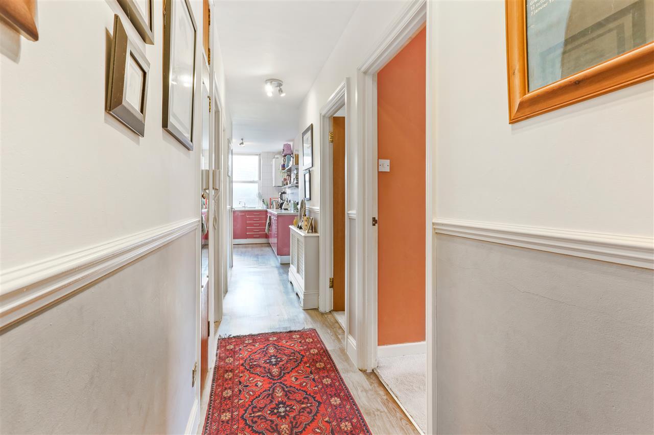 2 bed flat for sale in Camden Road 13