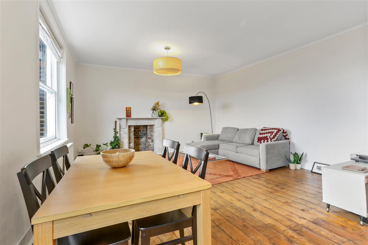 2 bed flat for sale in Carleton Road  - Property Image 8