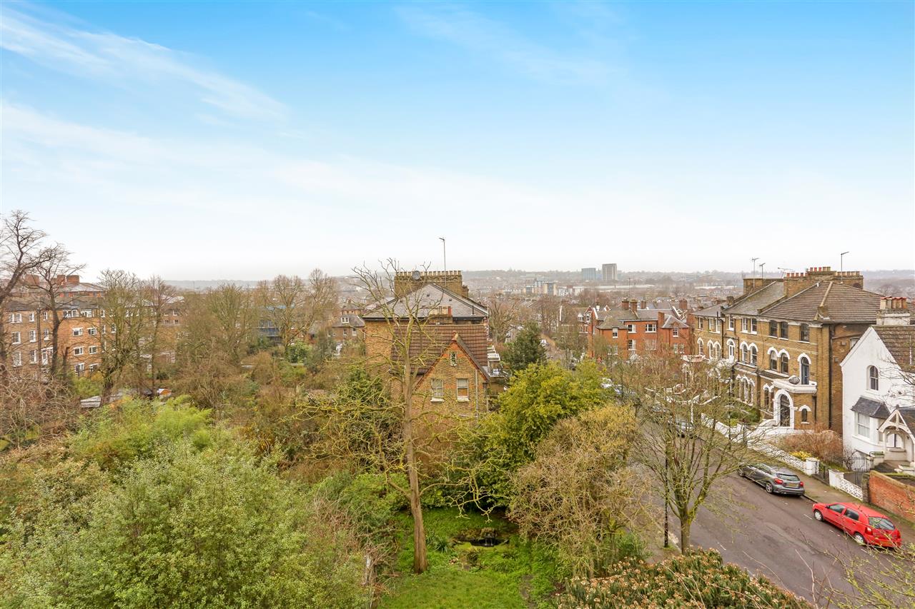 2 bed flat for sale in Carleton Road  - Property Image 11