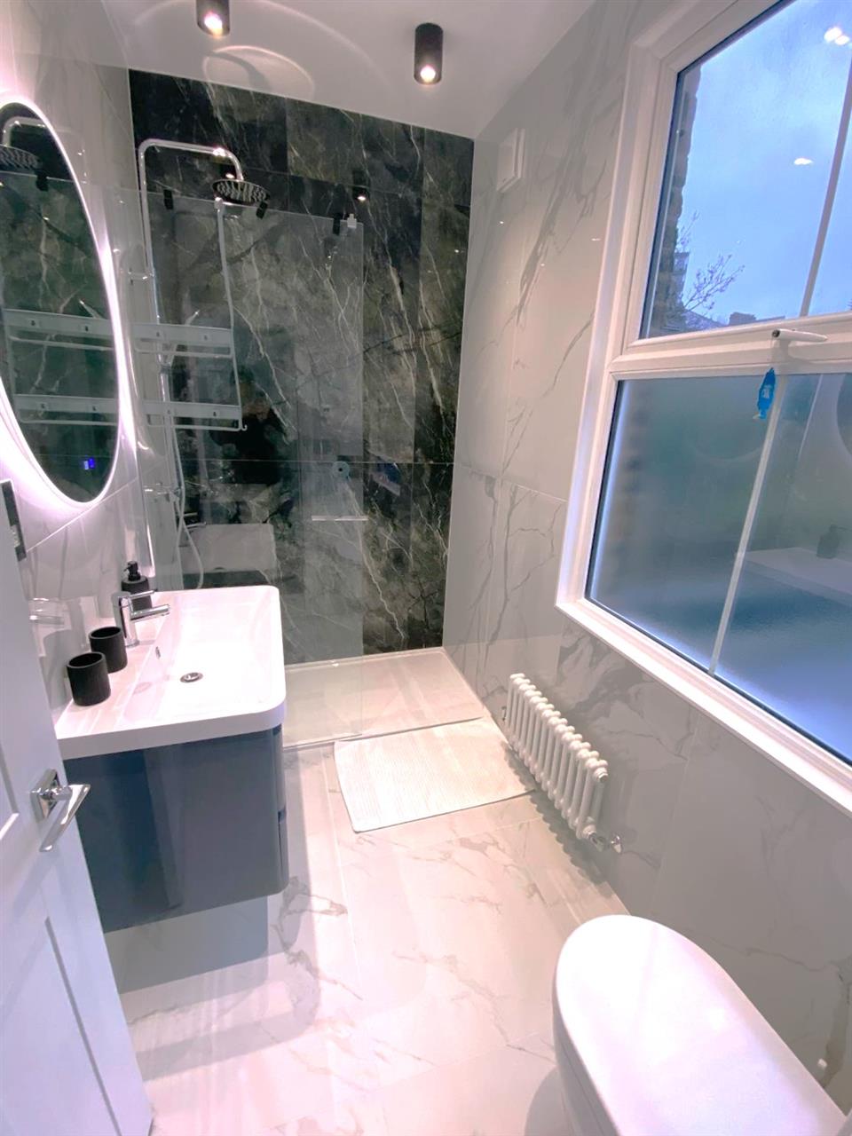 1 bed flat for sale in Hungerford Road  - Property Image 6