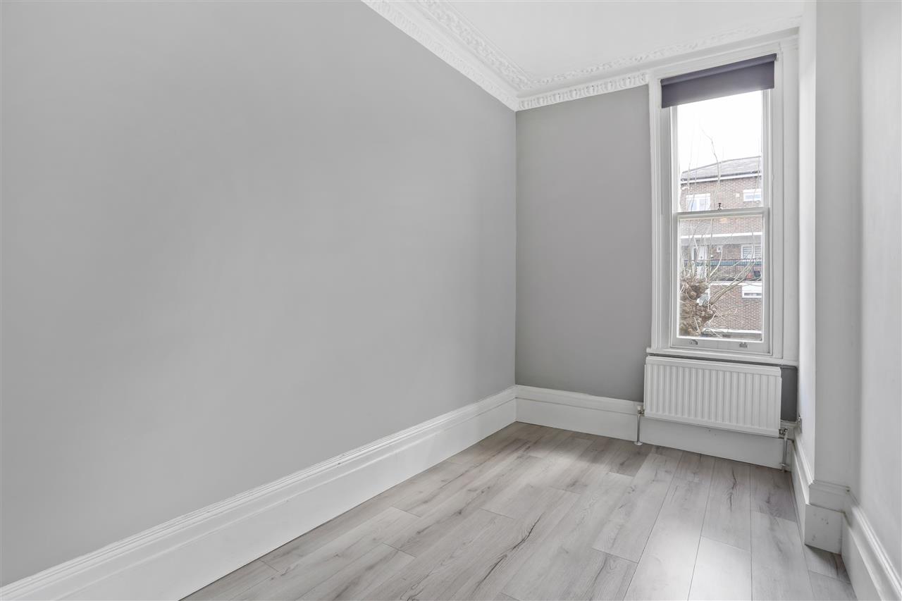 1 bed flat for sale in Hungerford Road  - Property Image 11