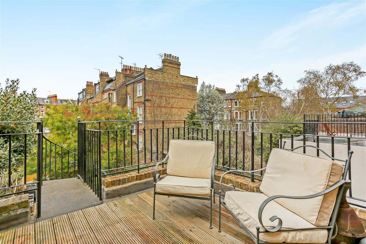 2 bed maisonette for sale in Dalmeny Road  - Property Image 10