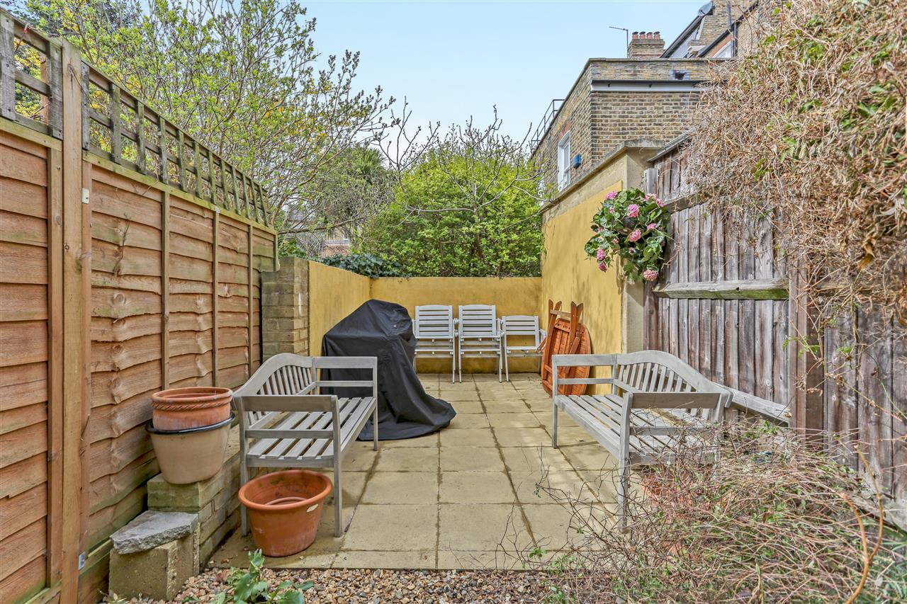 2 bed maisonette for sale in Dalmeny Road  - Property Image 13