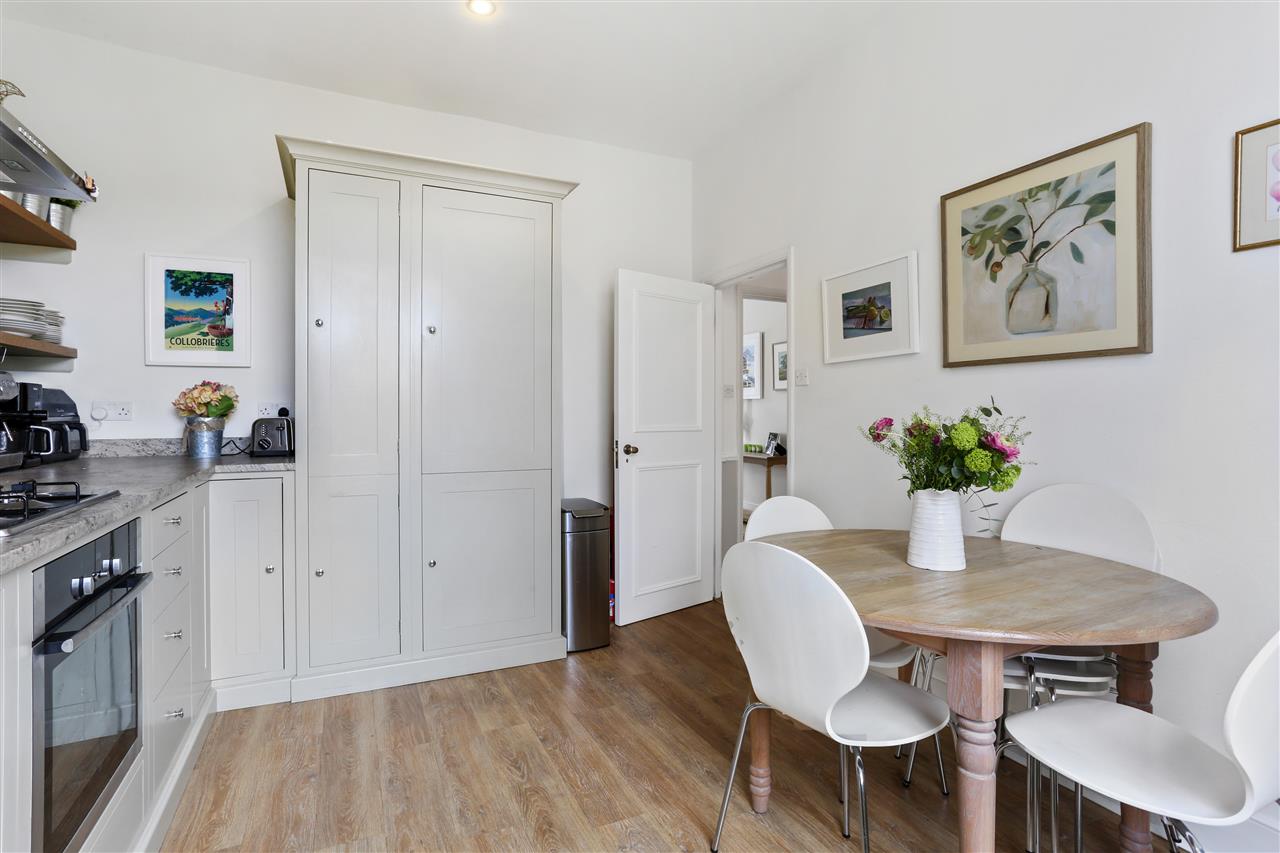 2 bed maisonette for sale in Dalmeny Road 16